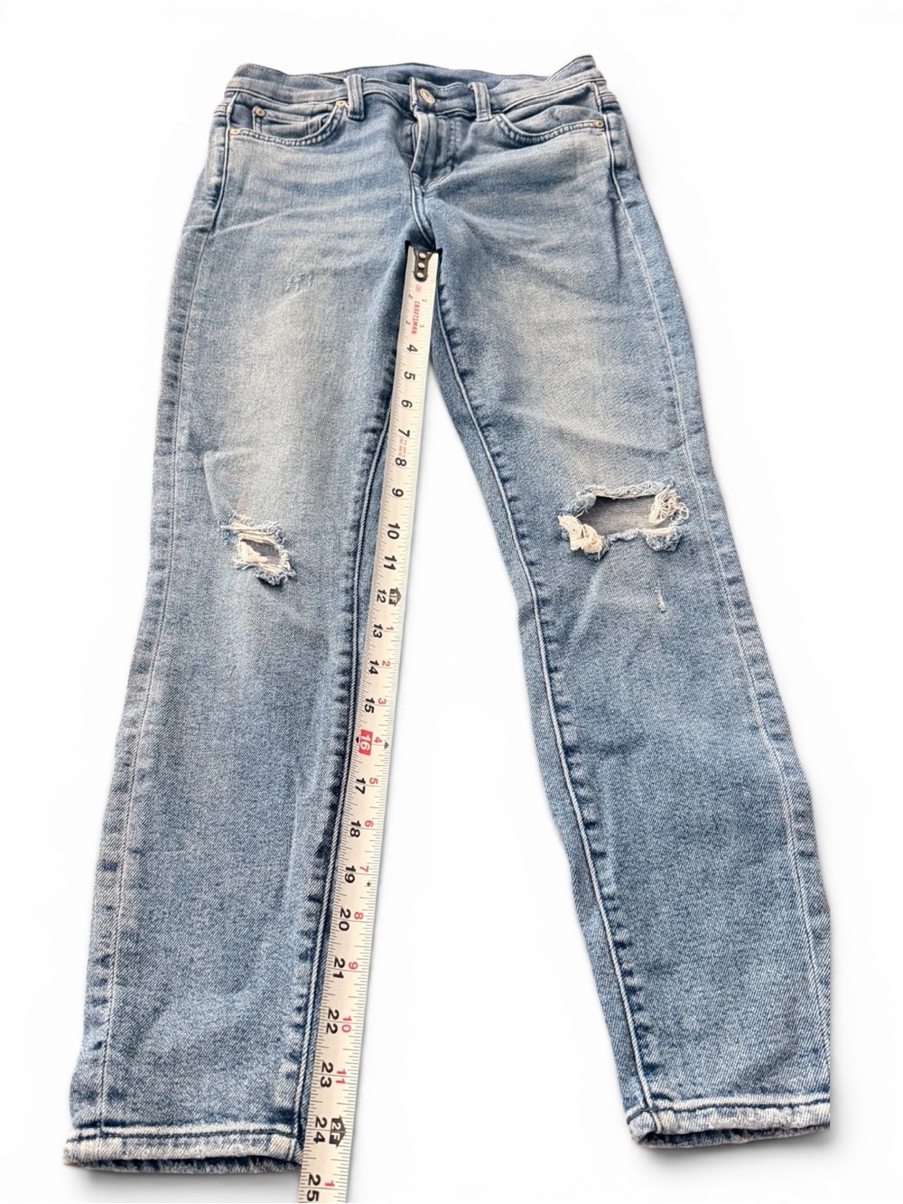 7 For All Mankind Women’s Light Blue Skinny Ankle Jeans Distressed Size 27 - Picture 3 of 9